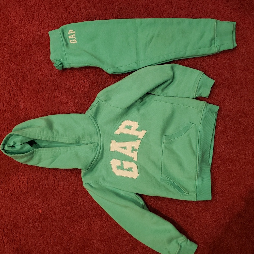 GAP Sweat Outfit